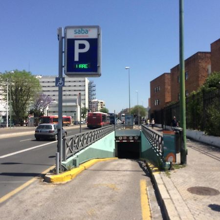 Cozy Apartment Next To Center Siviglia Esterno foto
