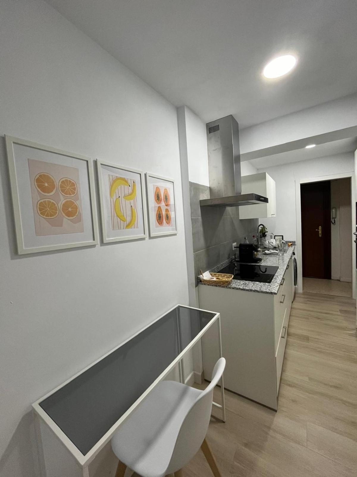 Cozy Apartment Next To Center Siviglia Esterno foto